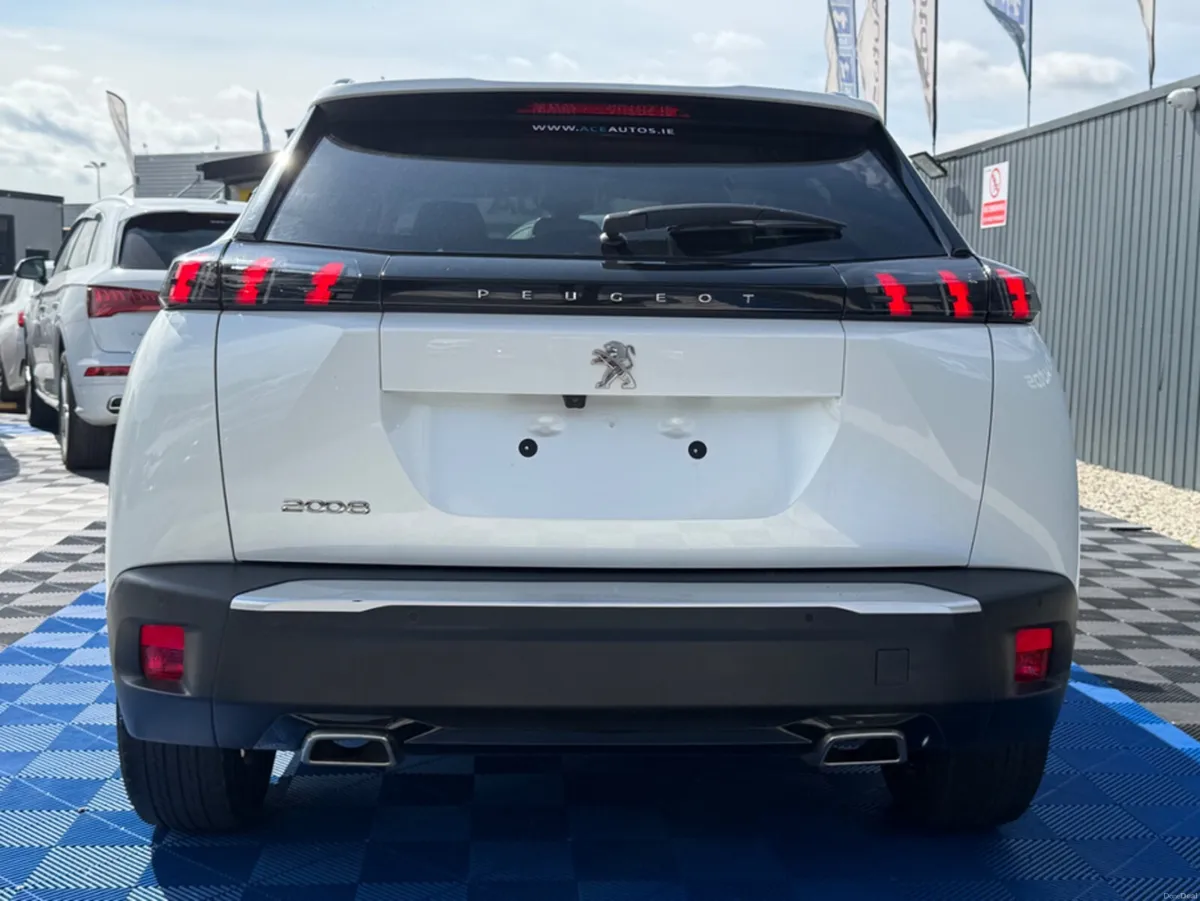 Peugeot 2008 ALLURE - 1.2 PETROL - AUTO - 12M WARR - Image 6