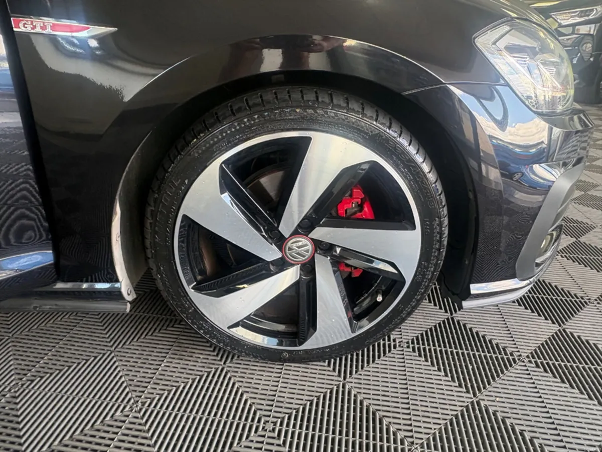 Volkswagen Golf *2018 VOLKSWAGEN GOLF GTI PERFORMA - Image 5
