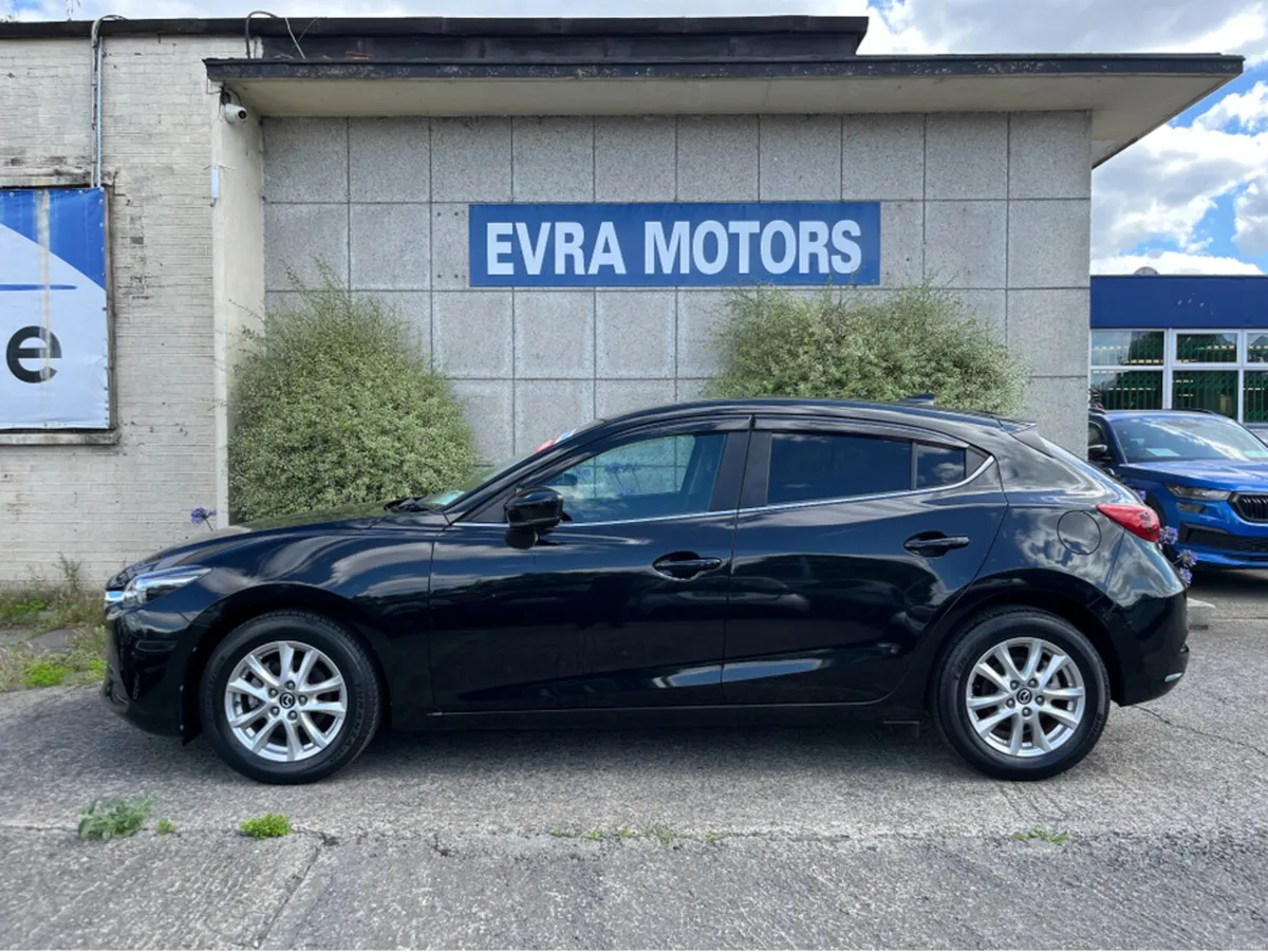 Mazda Axela MAZDA3 S AUTOMATIC 1.5 PETROL //VERY L - Image 6