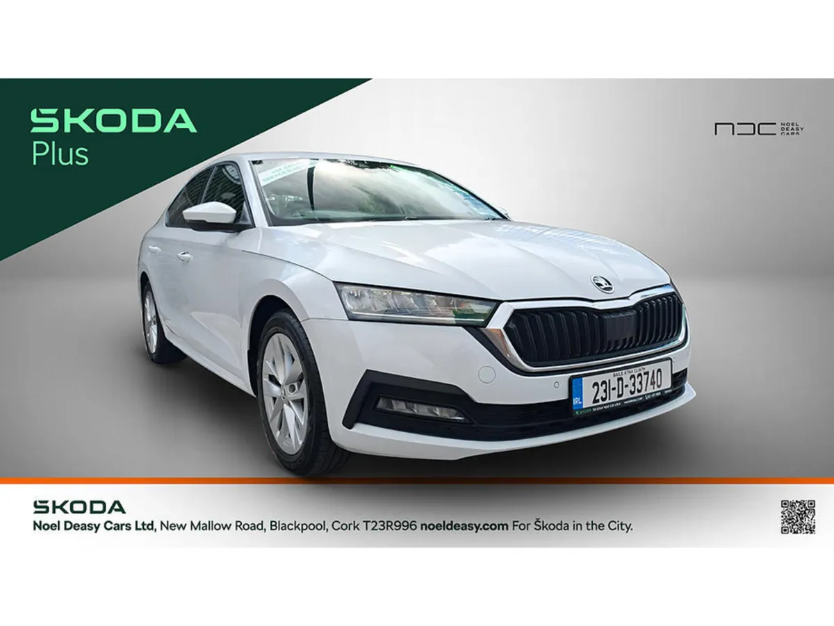 Skoda Octavia AMBITION 2.0tdi 115HP 5DR - MOON WHI - Image 1