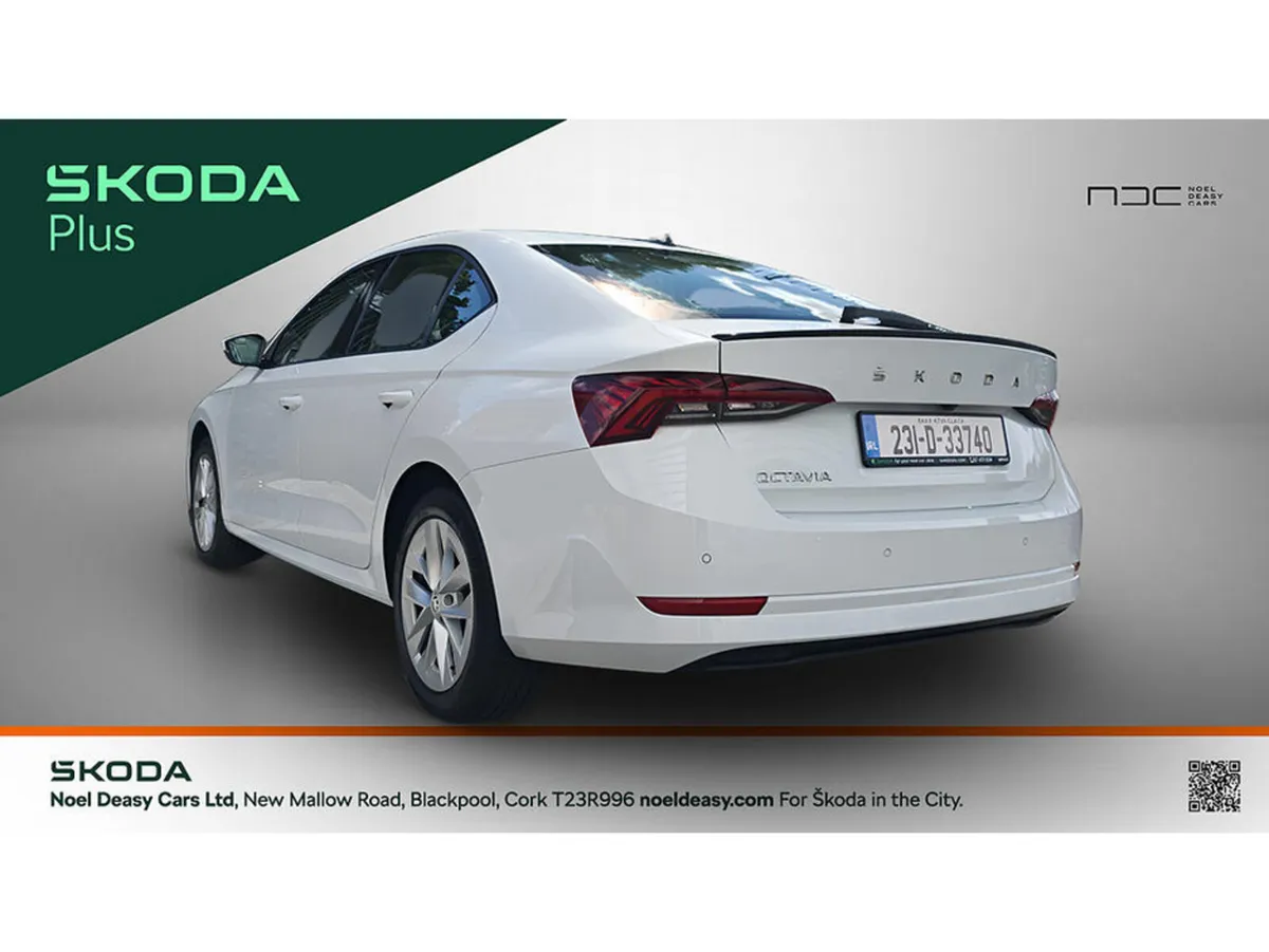 Skoda Octavia AMBITION 2.0tdi 115HP 5DR - MOON WHI - Image 3