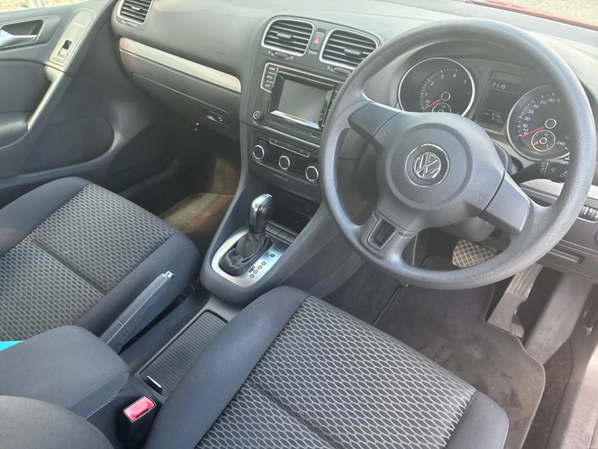 Volkswagen Golf 2011 VW Golf 1.2L Petrol - Image 6