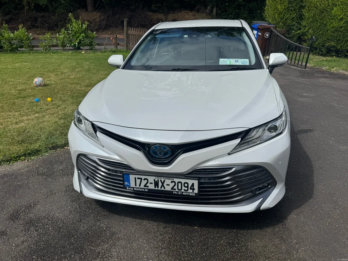Toyota Camry - Image 4