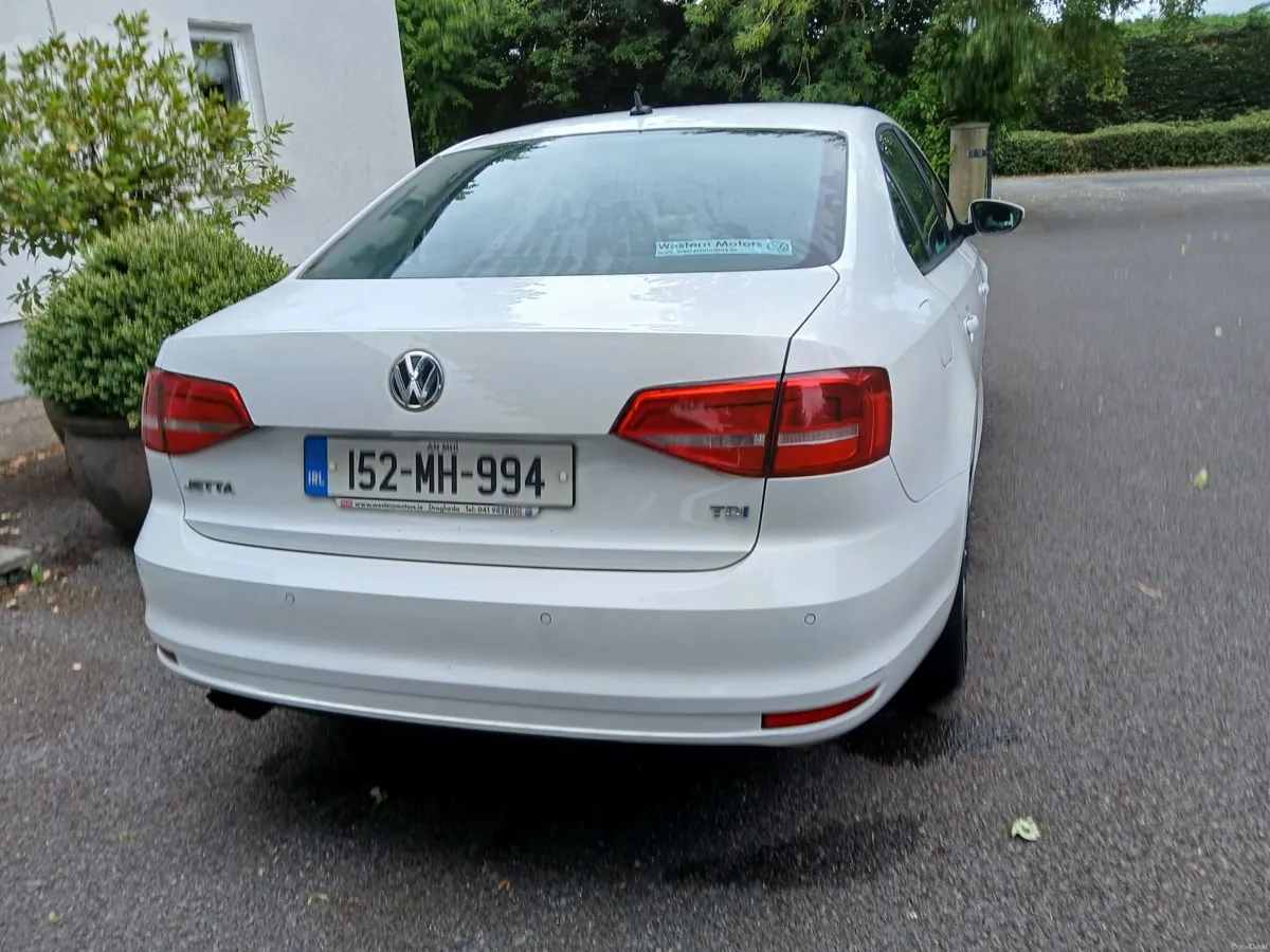 2015 Volkswagen Jetta 2.0 TDi NCTd - Image 5