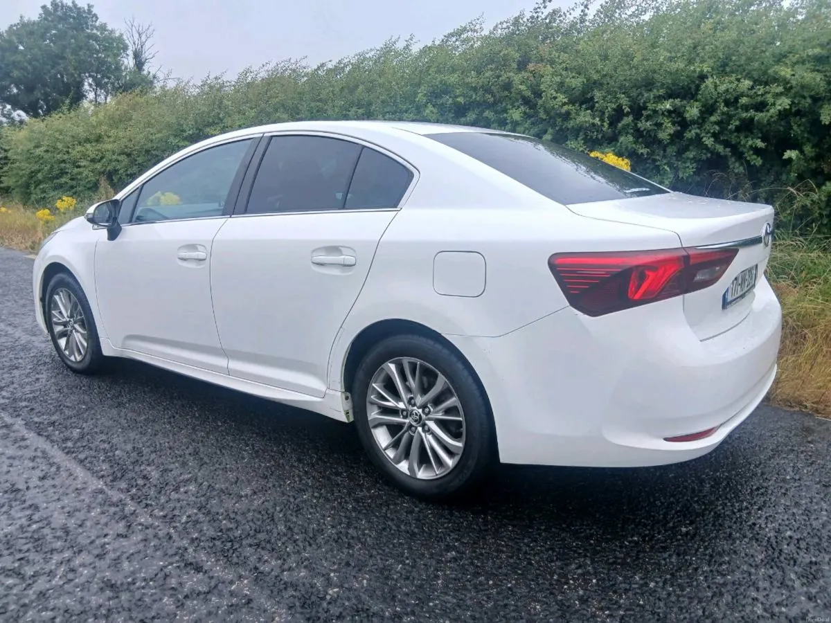 171 TOYOTA AVENSIS 2.0 D4D BUISINESS EDITION - Image 2