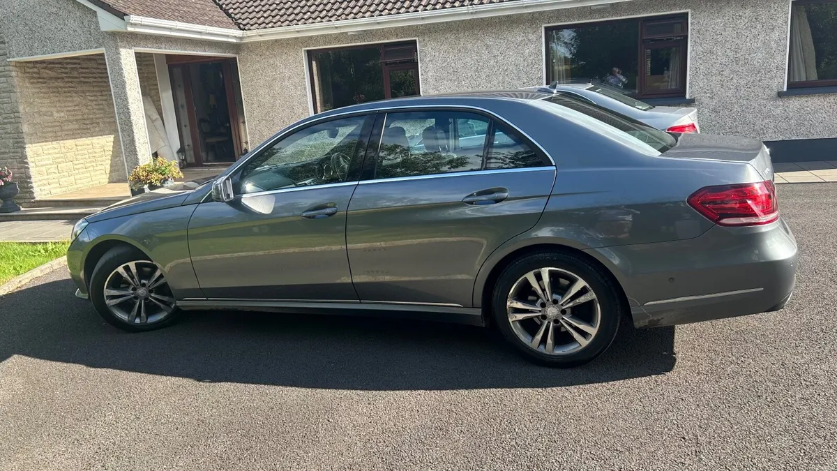 Mercedes-Benz E-Class 2016 - Image 5