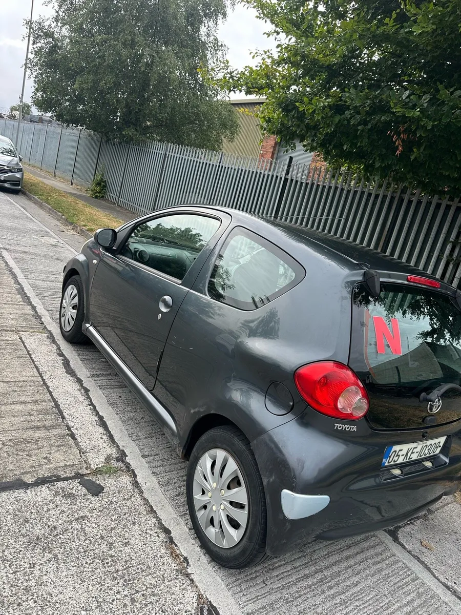 Car - Image 5