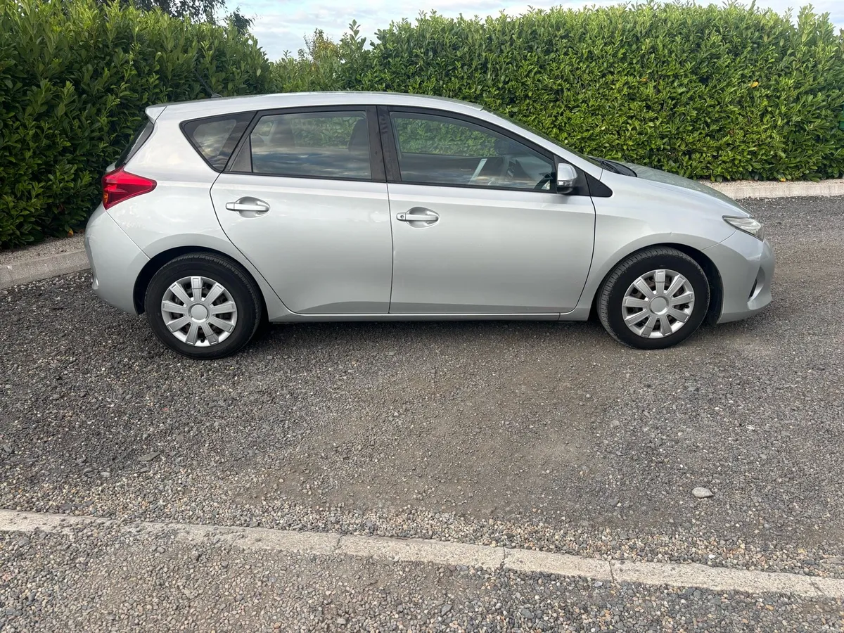 2013 TOYOTA AURIS 1.4D4D NEW NCT - Image 2