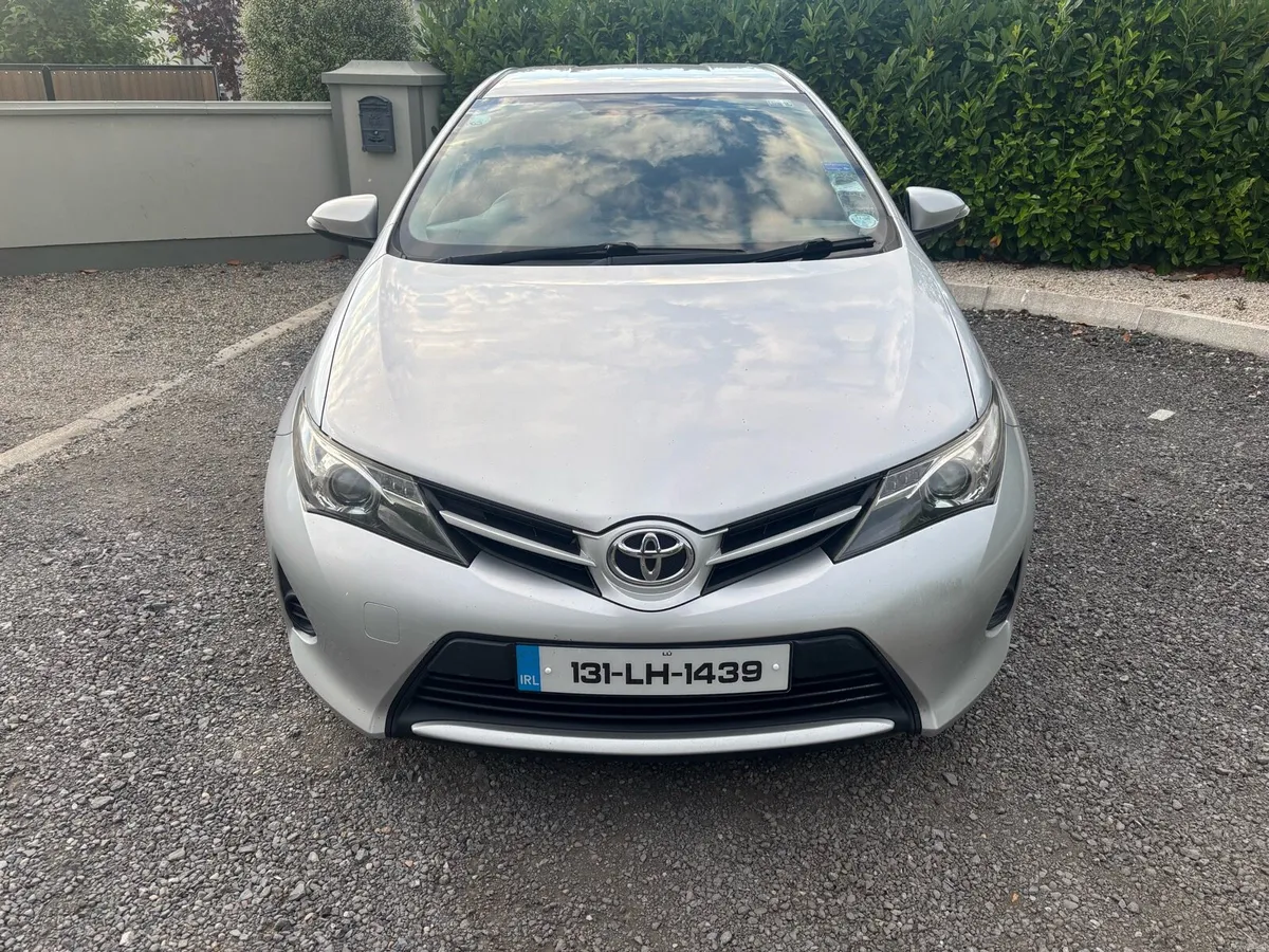 2013 TOYOTA AURIS 1.4D4D NEW NCT - Image 4
