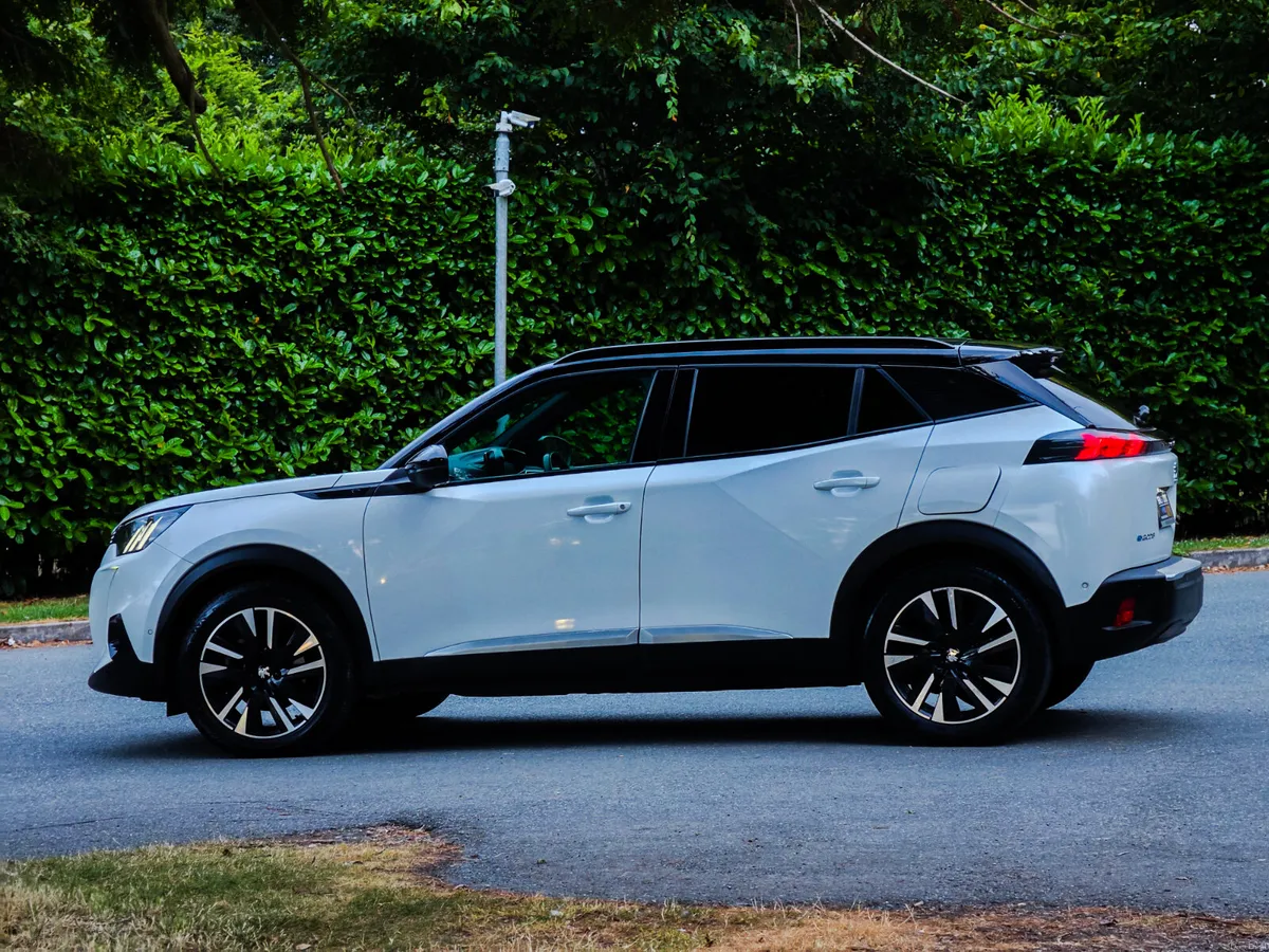 2020 Peugeot E2008 GT LINE Electric 50kWh 100 kW - Image 5