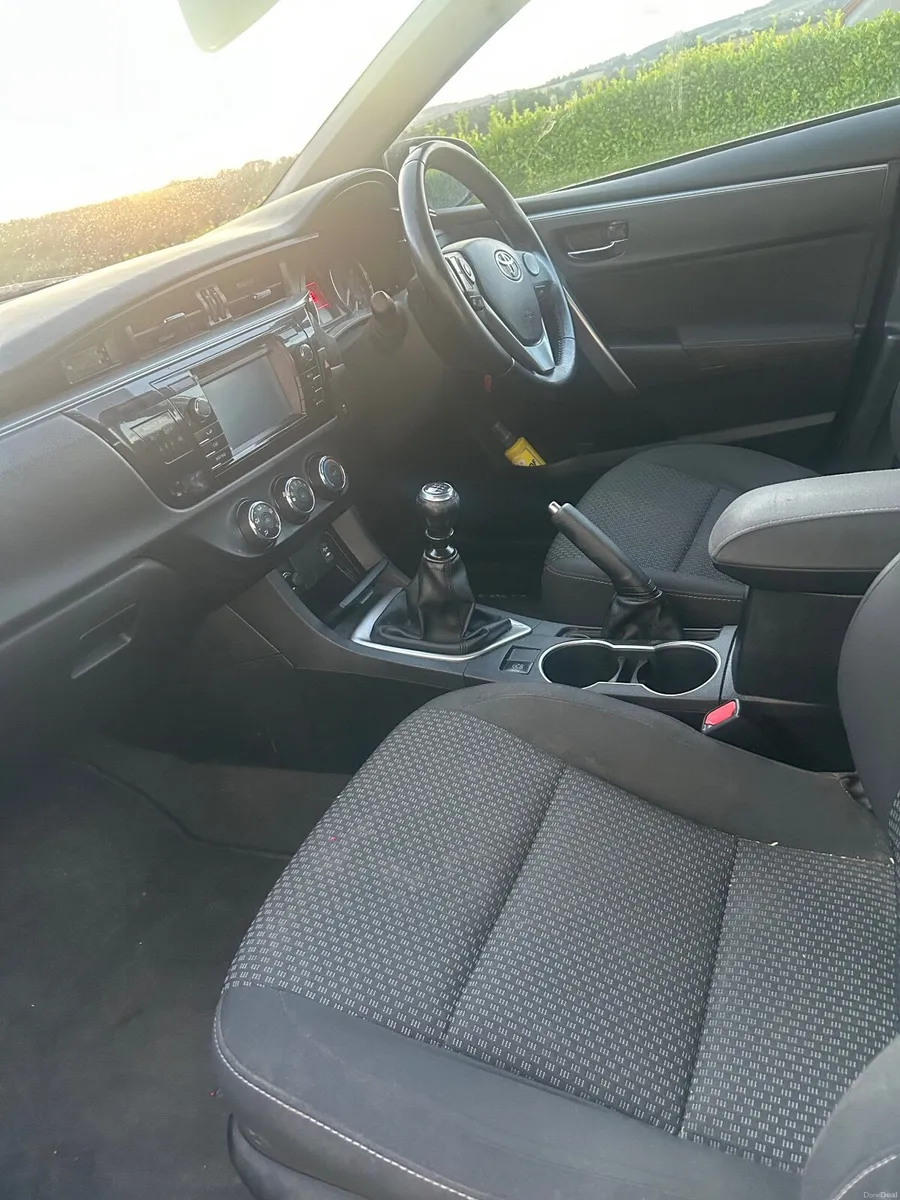 Toyota Corolla 2014 - Image 3