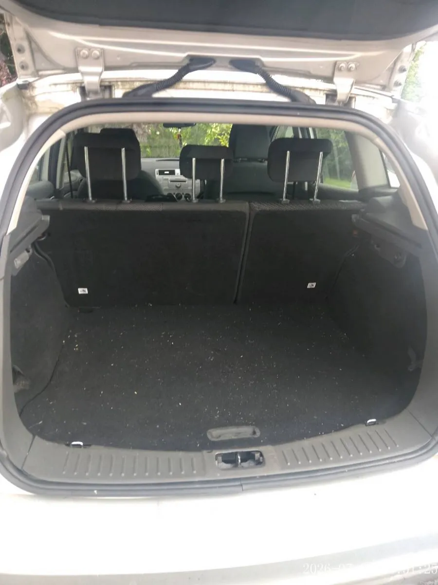 Ford Kuga 2009 - Image 2
