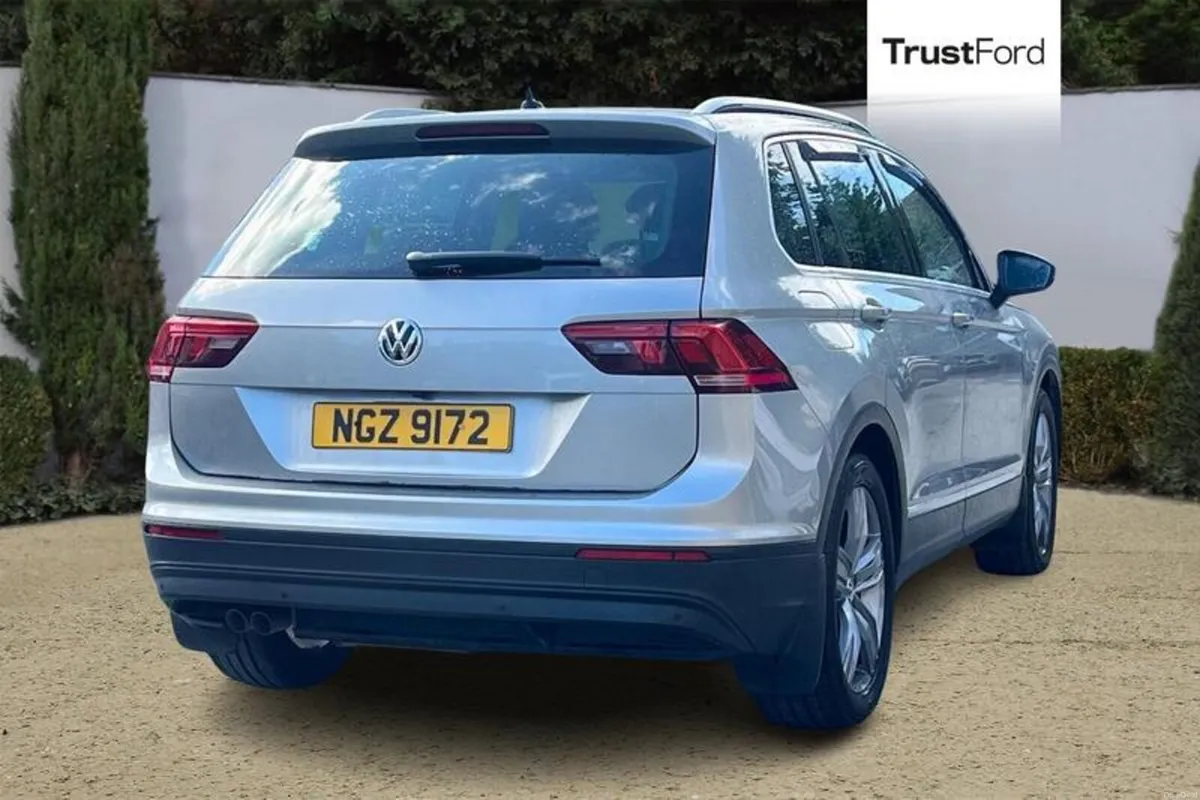 Volkswagen Tiguan 2.0 TDi 150 Match 5dr - Image 4