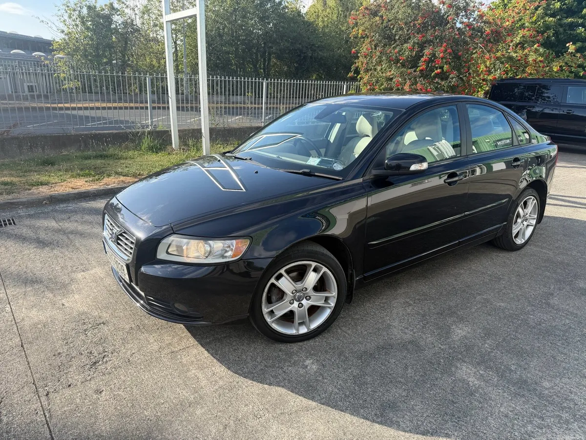 Volvo s40 1.8SE new NCT 01/27 - Image 1