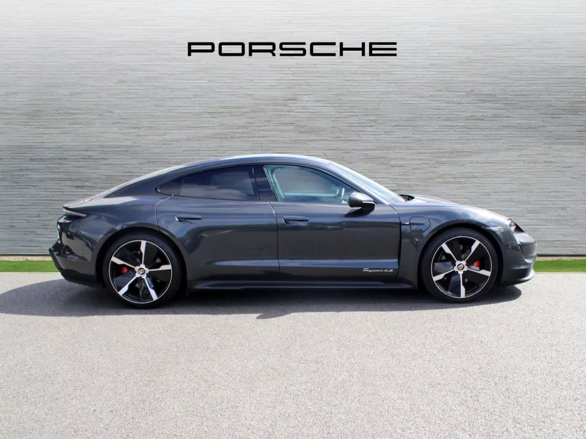 Porsche Taycan 4S - Image 4