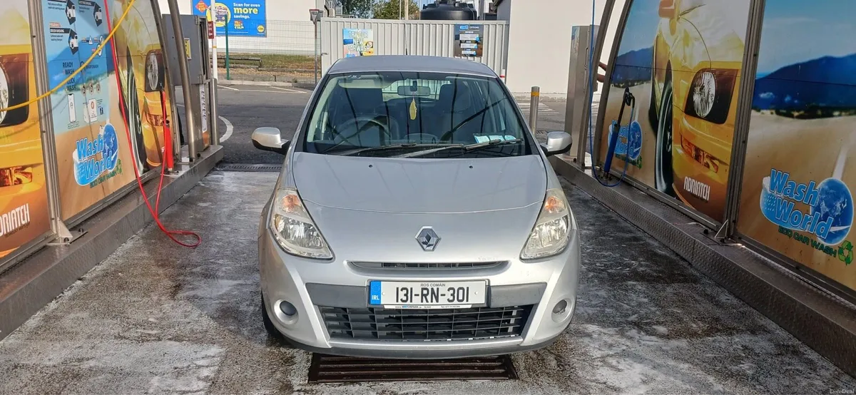 Renault Clio 1.2 - Image 1