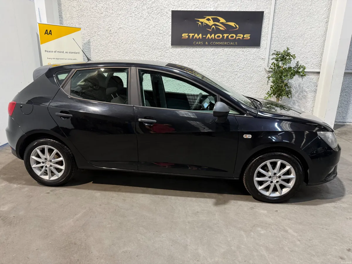 SEAT Ibiza 2012 - Image 2