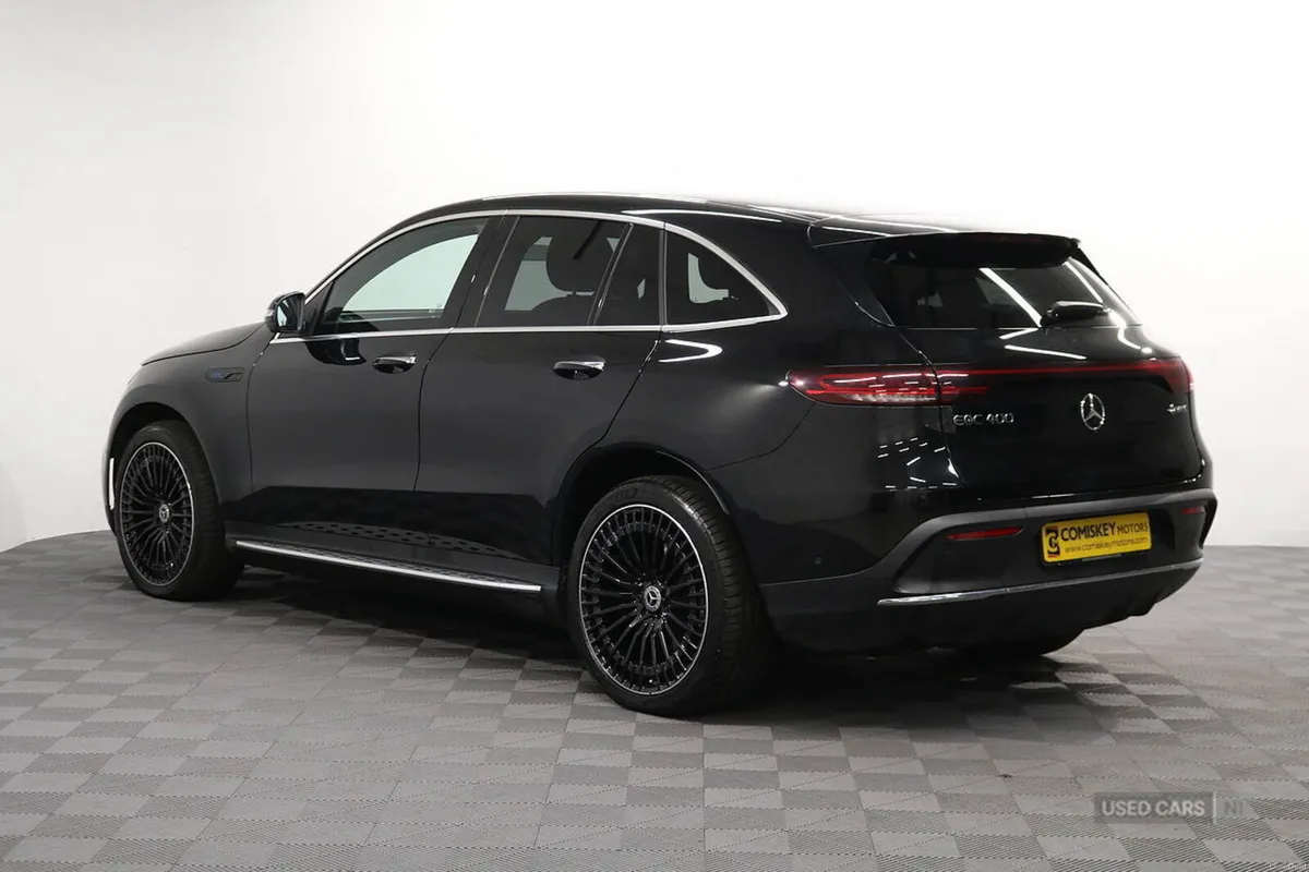 Mercedes-Benz EQC 400 AMG Line - Image 4