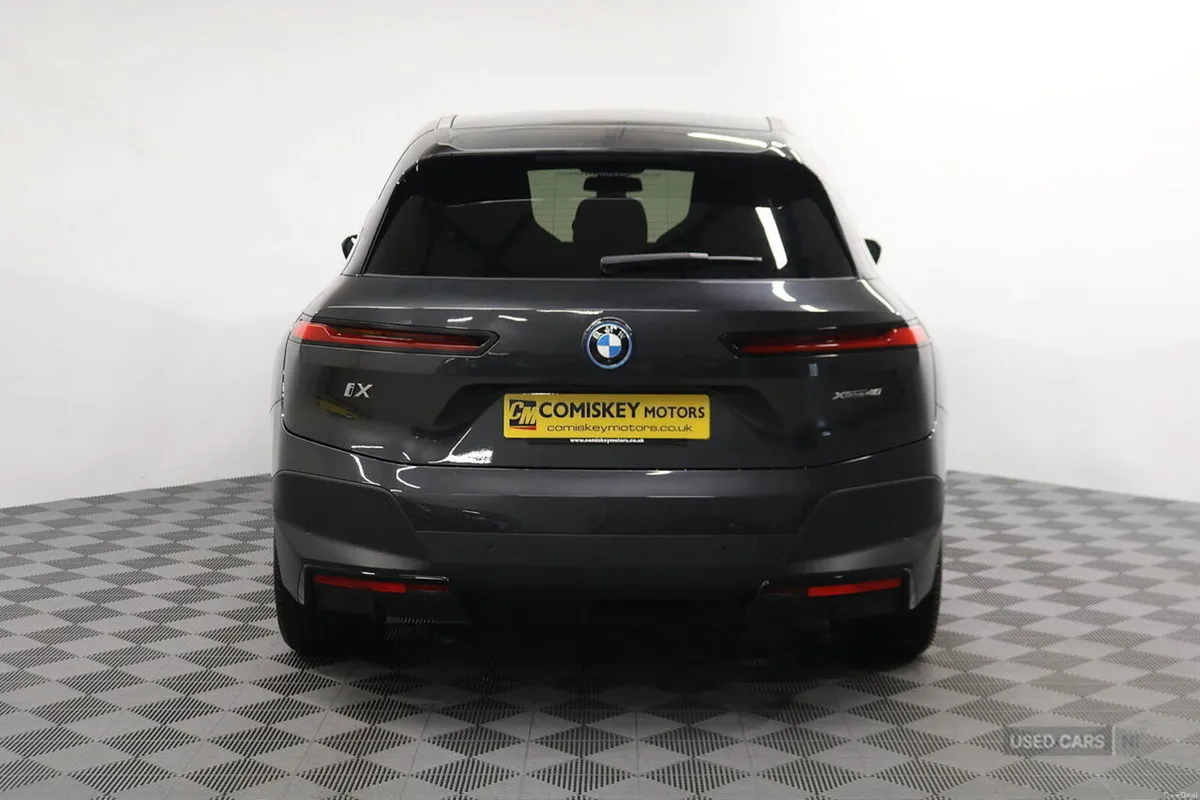 BMW iX 40 M Sport Edition - Image 5