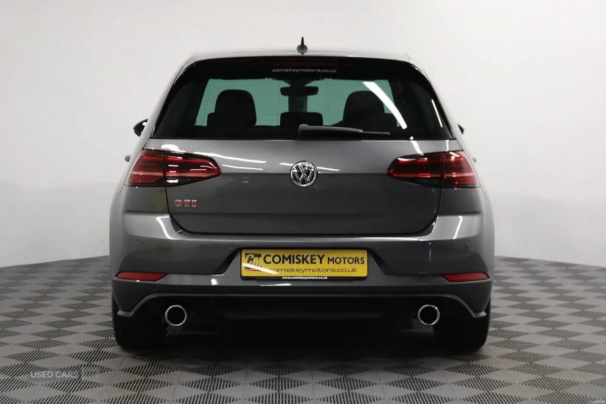 Volkswagen Golf TSI GTI Performance - Image 5