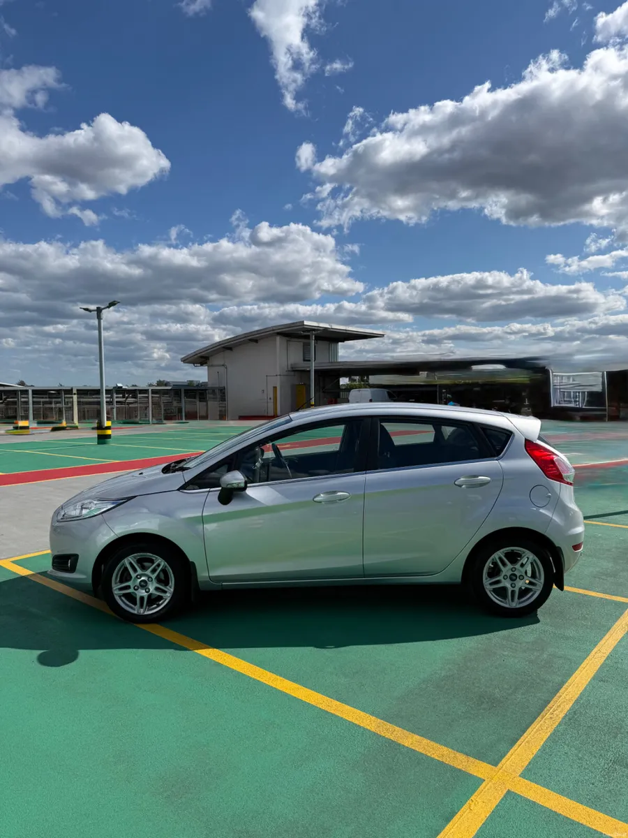 141 Ford Fiesta 1.2 Petrol - LOW MILEAGE - Image 4