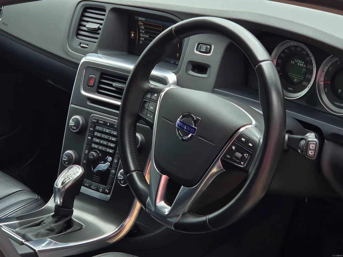 VOLVO V60 AUTO *52KMS* - Image 5