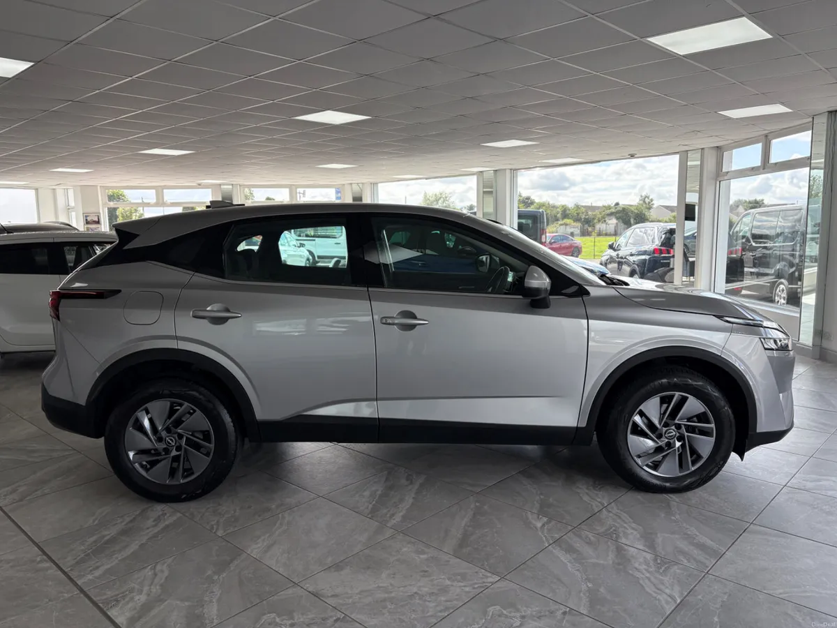 2023 (232) Nissan Qashqai Accenta premium - Image 5