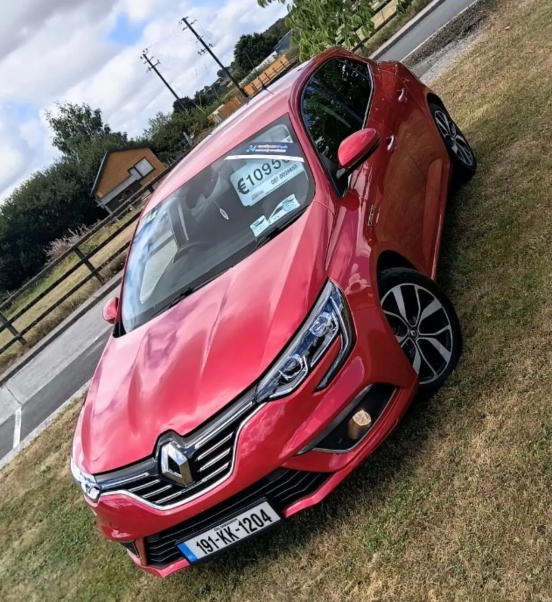 Renault Megane 2019 1.3 petrol - Image 4