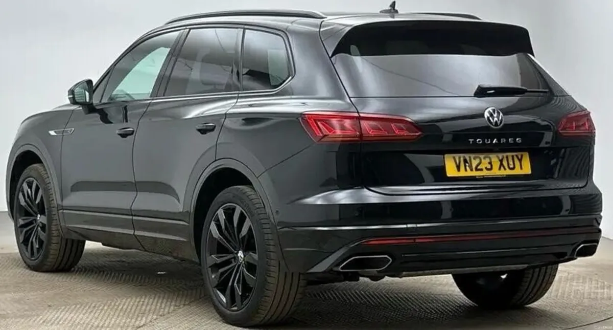3.0 TDI V6 Black Edition SUV 5dr Diesel Tiptronic - Image 3