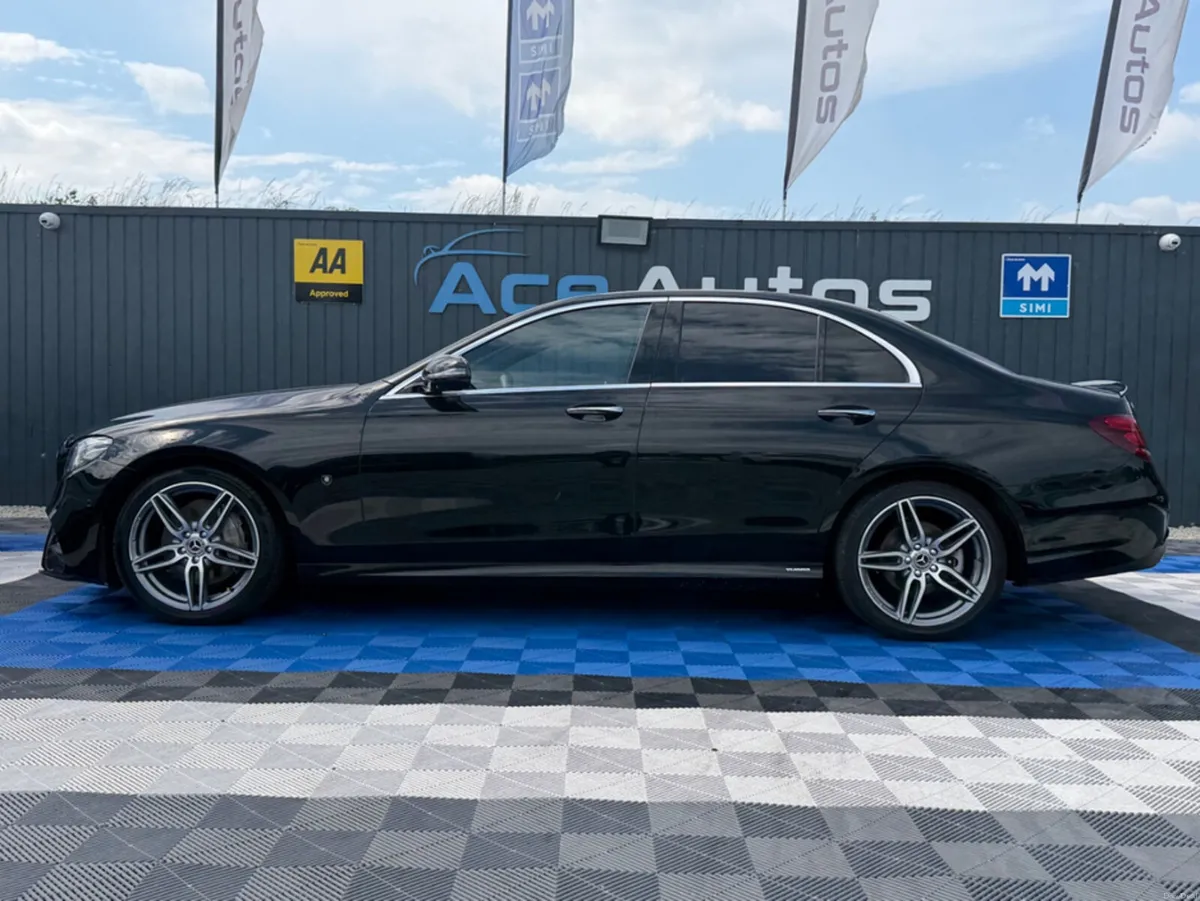 Mercedes-Benz E-Class E220D - AMG AVANTGARDE - 2.0 - Image 3