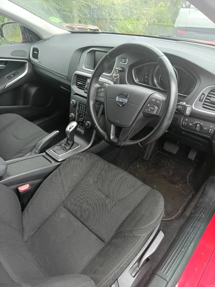 Car - Image 5