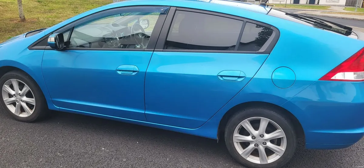 Honda Insight 2010 - Image 1
