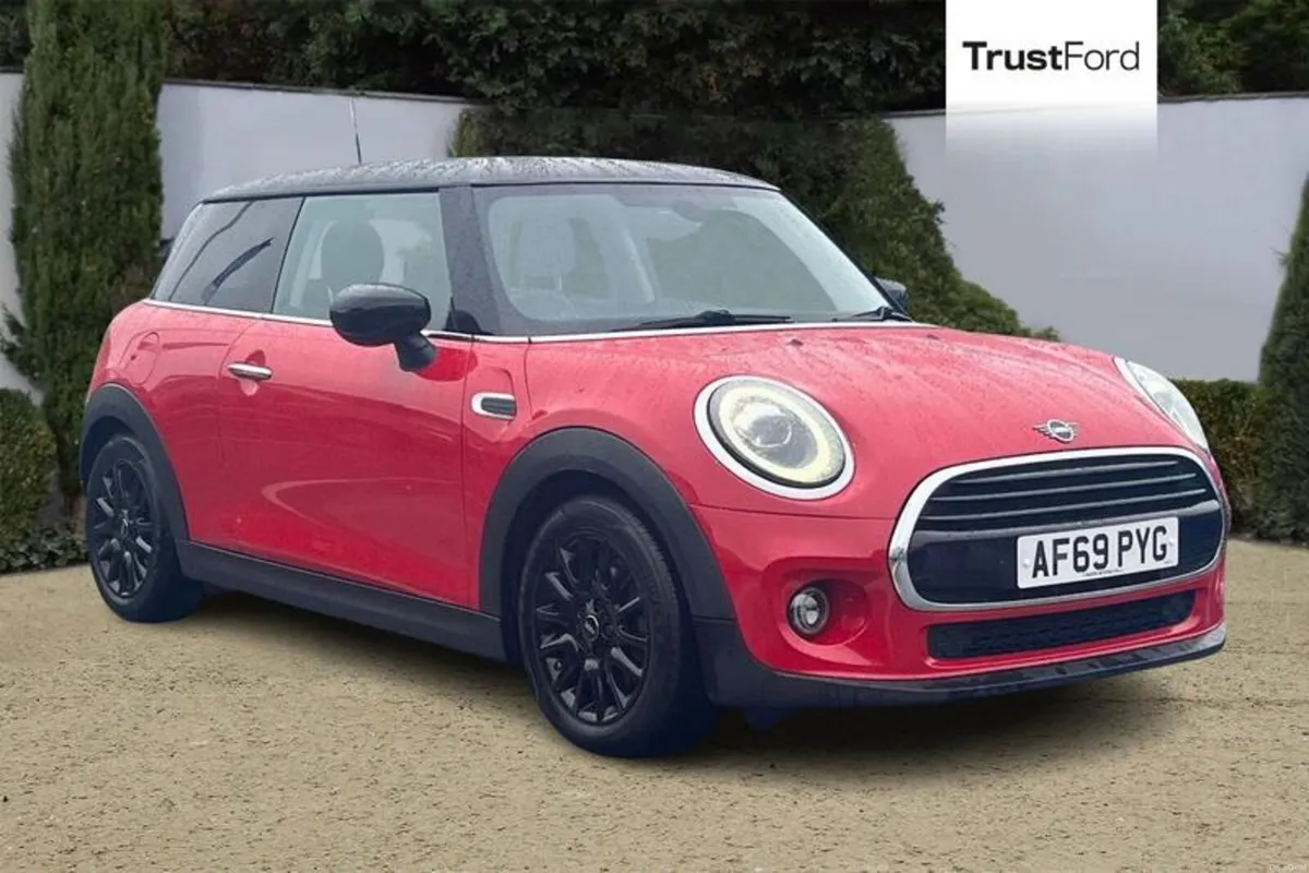 Mini Cooper 1.5 Cooper Classic II 3dr [Nav Pack] - Image 1
