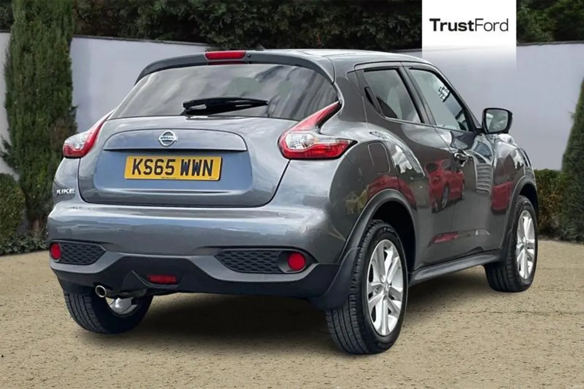Nissan Juke 1.6 N-Connecta 5dr Xtronic - Image 4