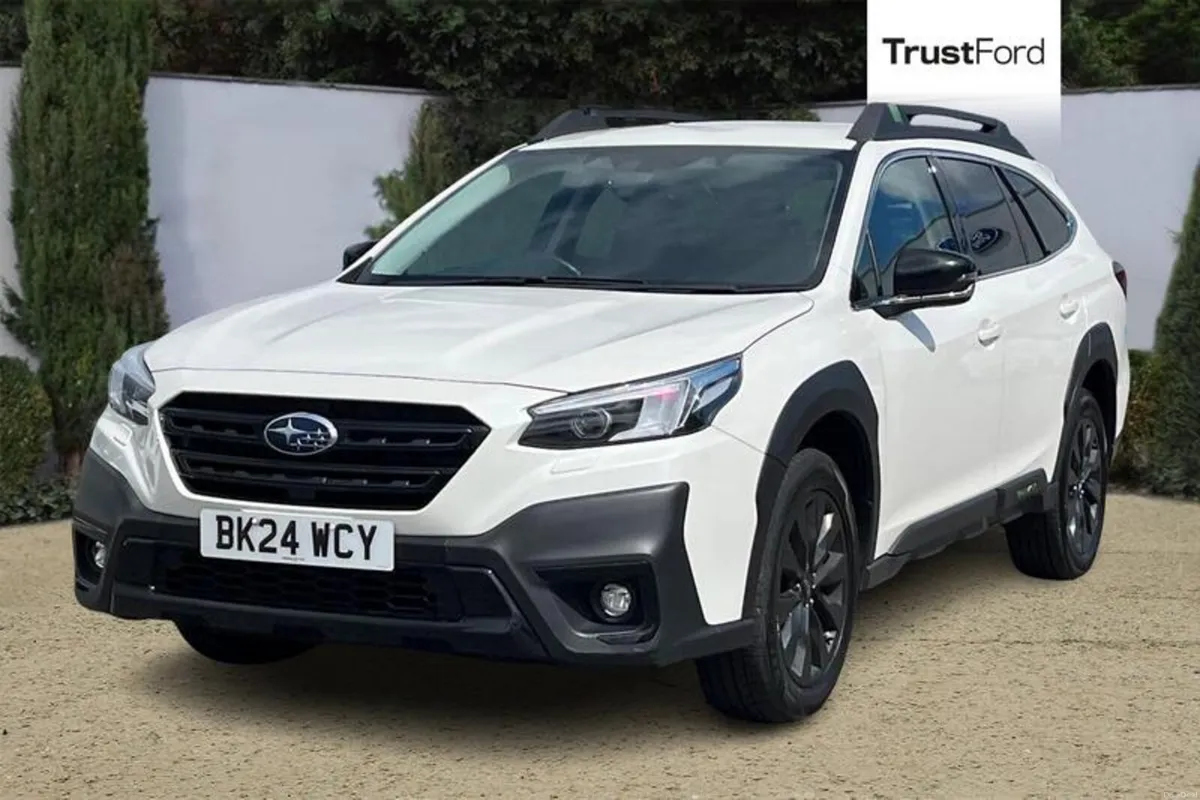 Subaru Outback 2.5i Field 5dr Lineartronic - Image 5