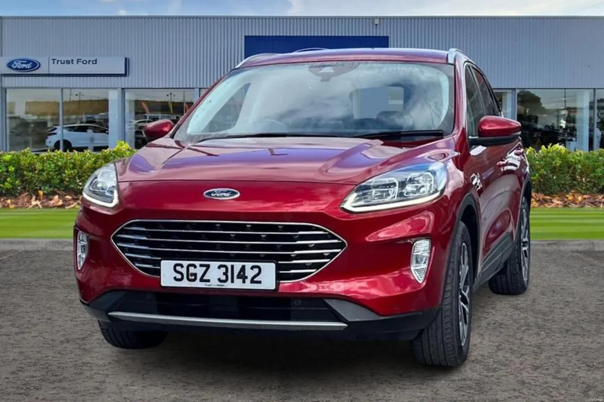 Ford Kuga 1.5 EcoBoost 150 Titanium 5dr - Image 5