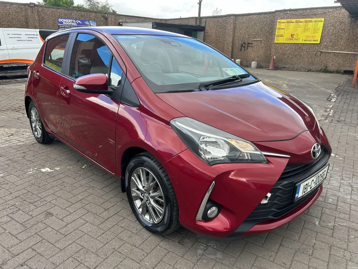 171 Toyota Yaris HYBRID new nct 05/28 tax 01/27 - Image 5