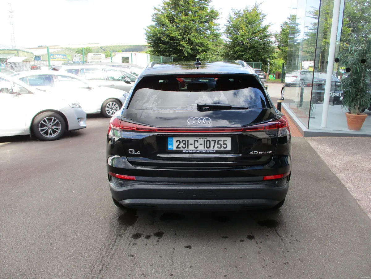 Audi e-tron 40 Advance 2023 - Image 6