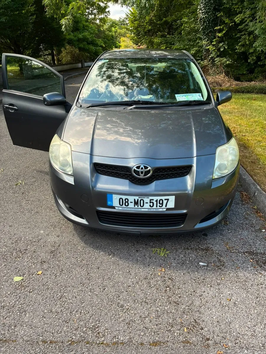 Toyota Auris 2008 - Image 1