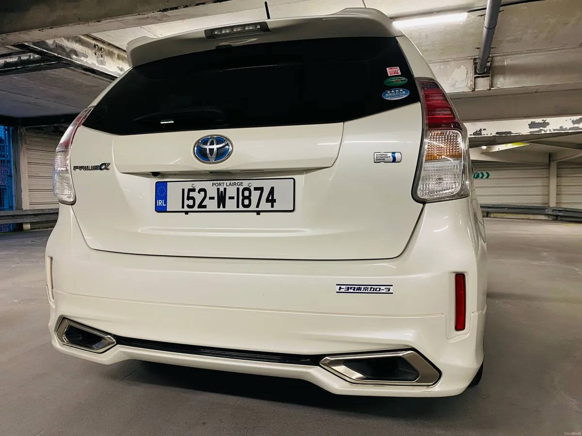 Toyota Prius Alph MODELLISTA HYBRID  7 seats - Image 3