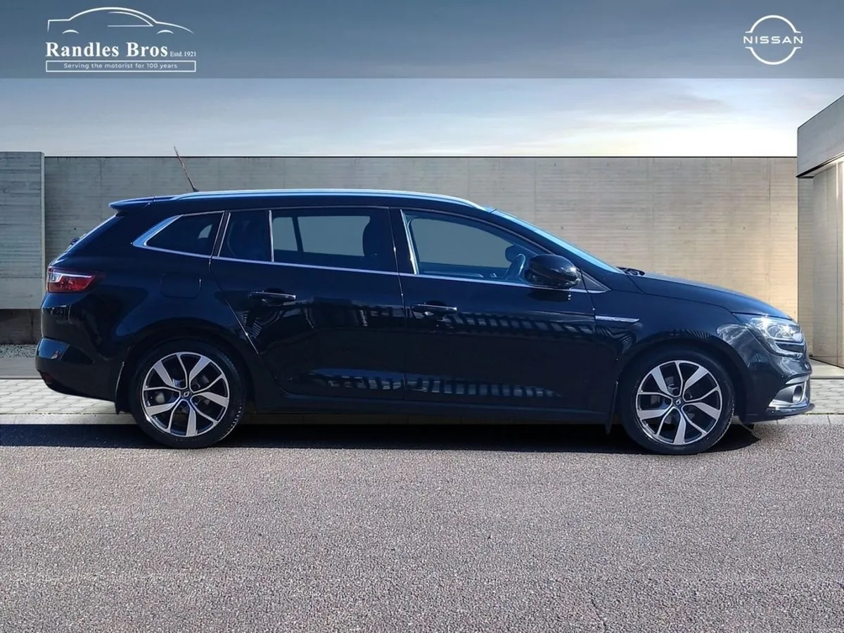 Renault Megane 1.5 dCi 110 TOURER DYNAMIQUE NAV - Image 4