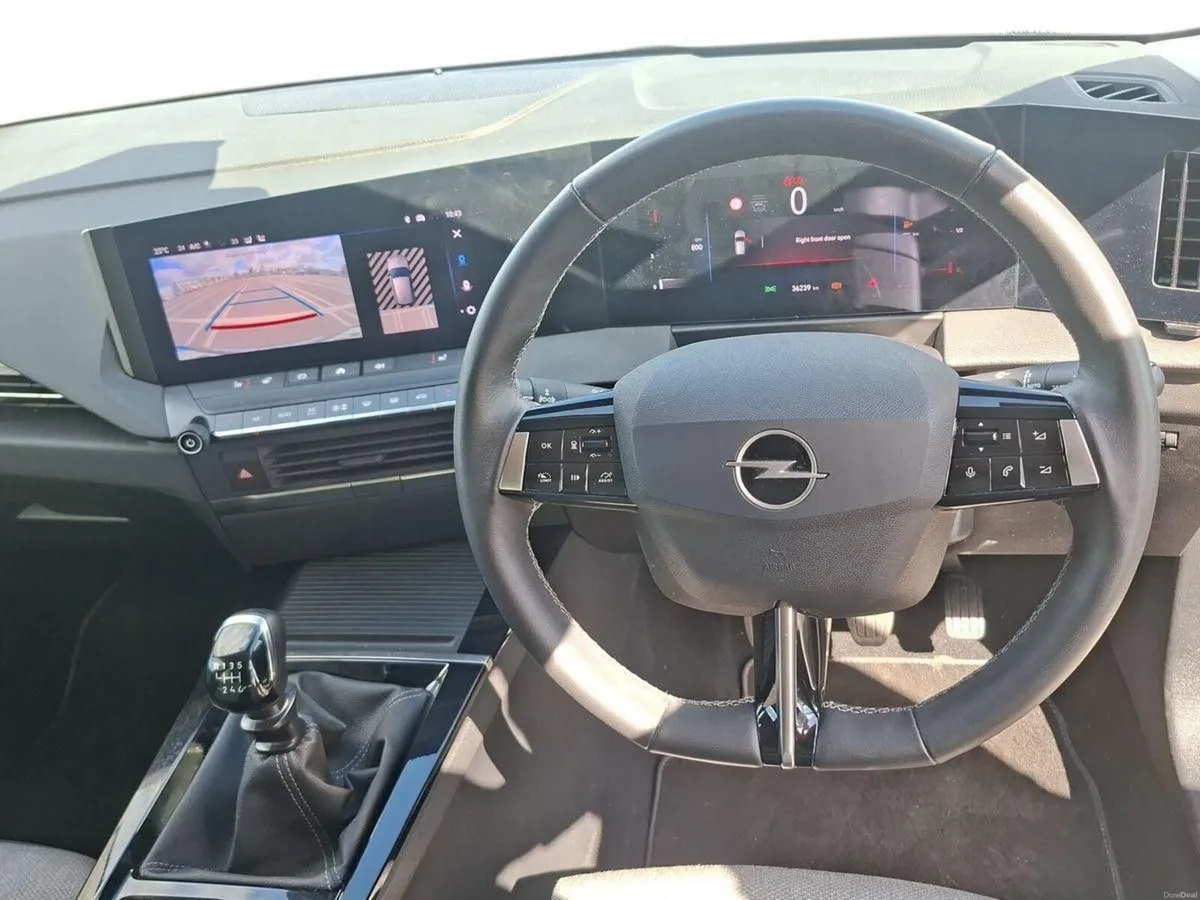Opel Astra Elegance 1.2 Turbo 110PS Petrol 6 Speed - Image 2