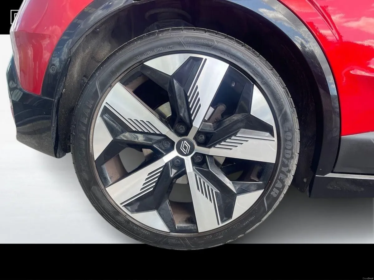 Renault Megane E-Tech EV60 220hp Techno - Image 6