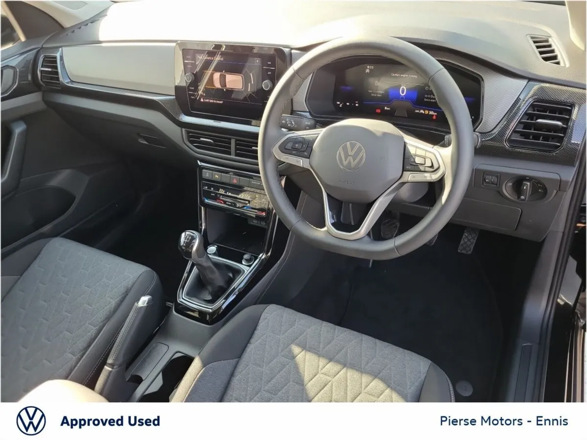 Volkswagen T-Cross T-CROSS ED75 1.0 TSI M5F 95HP - Image 2