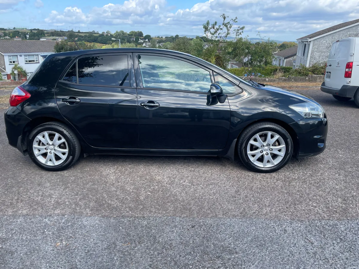 TOYOTA AURIS 1.4 D4D 2012 NCT 09/27 - Image 6