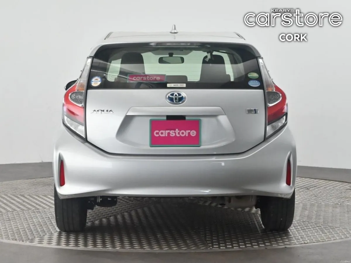 Toyota Aqua 5DR Hybrid Auto - Image 4