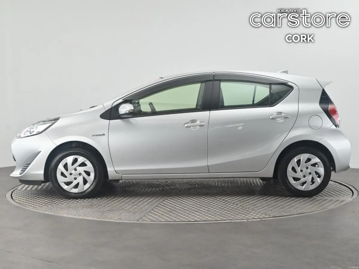 Toyota Aqua 5DR Hybrid Auto - Image 6