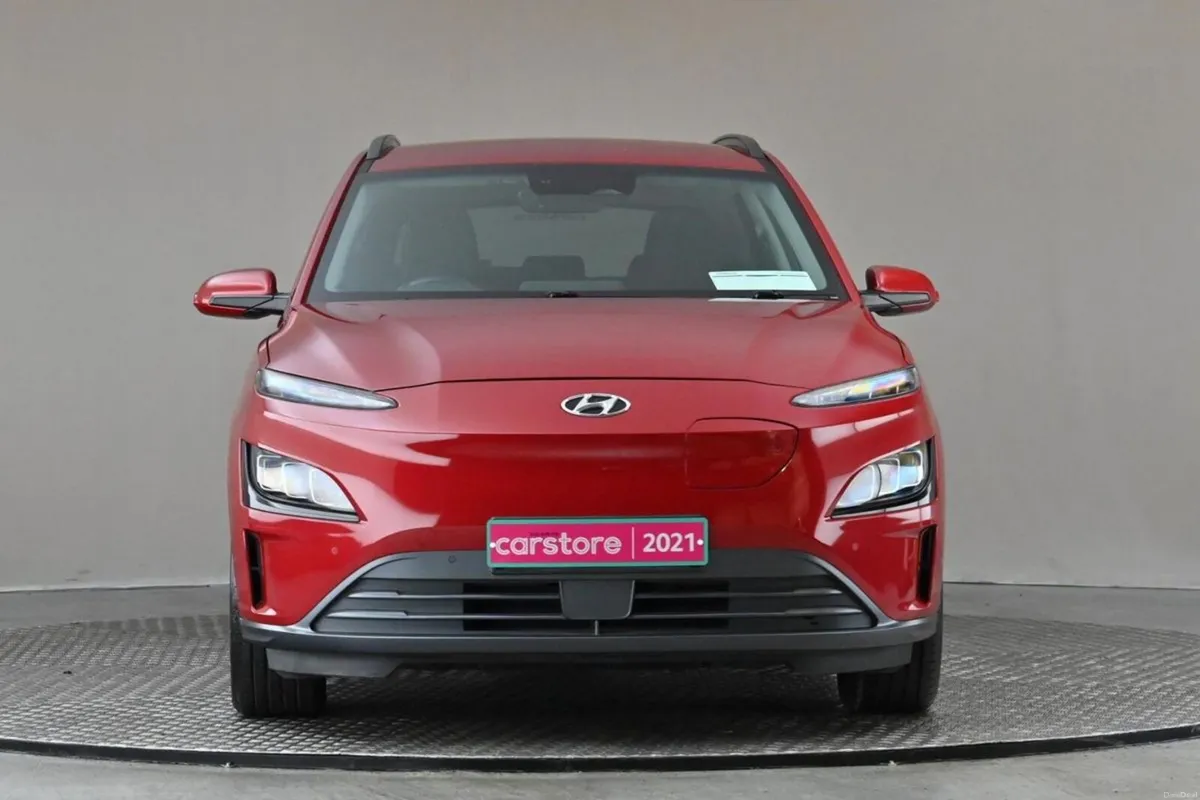 Hyundai KONA EV PREMIUM SE 64KWH - Image 2