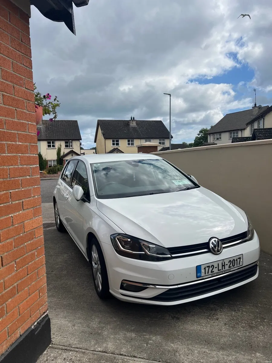 Volkswagen Golf 2017 - Image 2