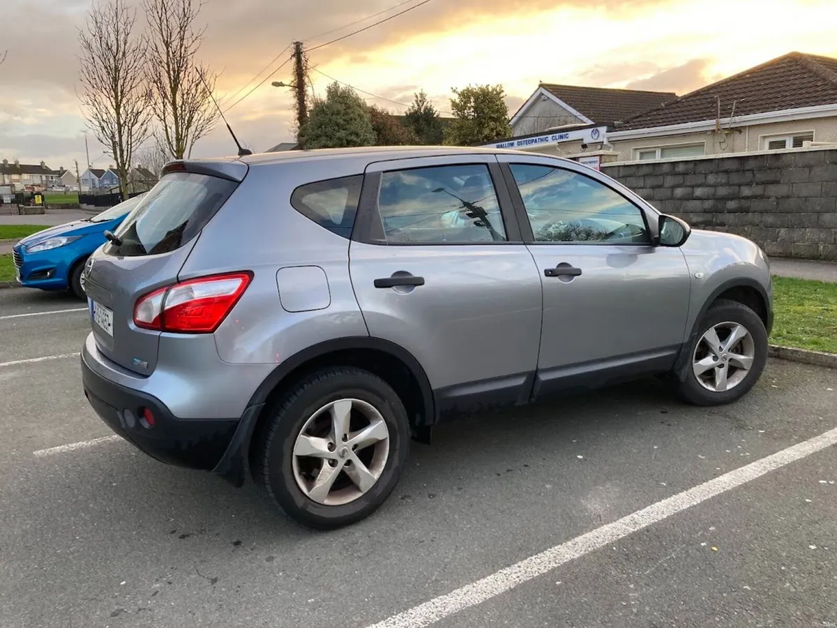 Nissan Qashqai 2011 - Image 2